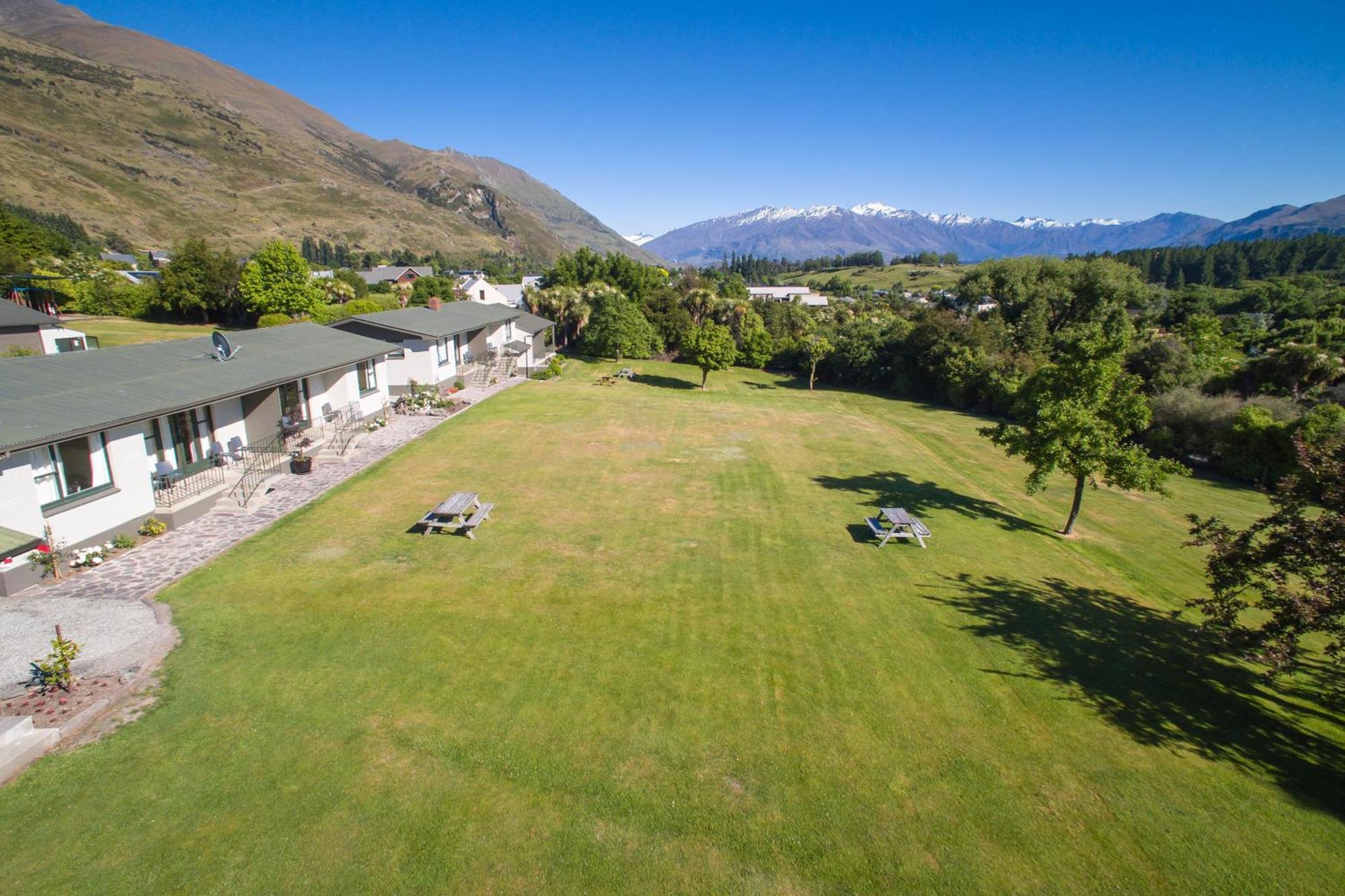 Wanaka Top 10 Holiday Park Extérieur photo